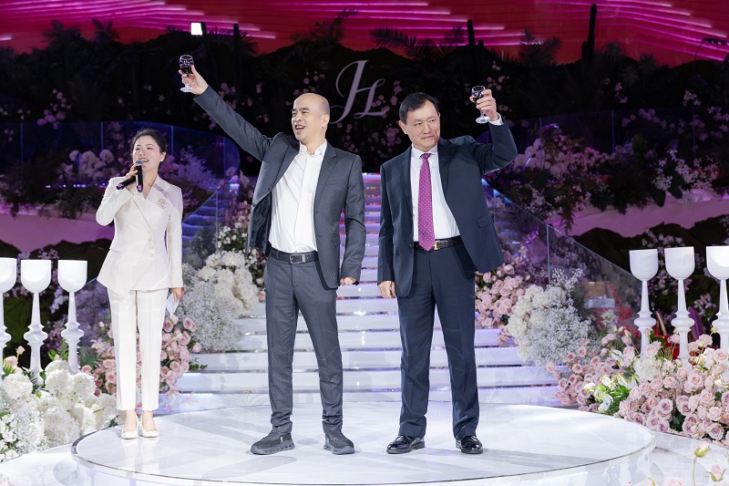 1770604943403951.jpeg 2.jpg